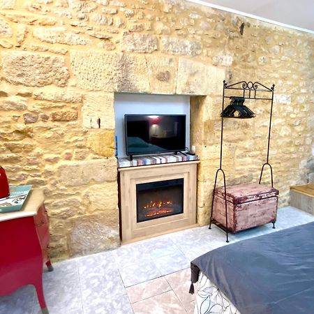 La Clef Des Songes - Chambres Climatisees - Sarlat Centre - Parking Gratuit - Piscine, Spa Et Massages A 400Metres Exterior foto