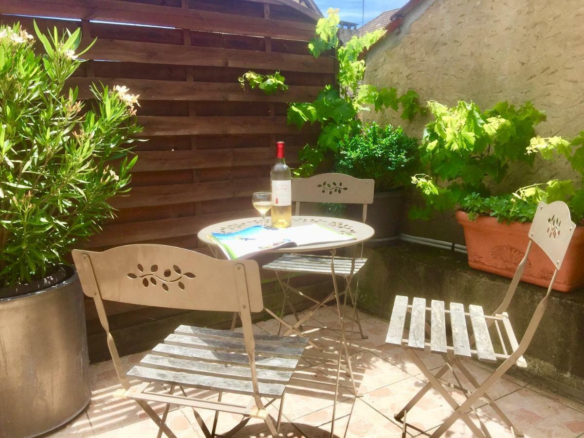 La Clef Des Songes - Chambres Climatisees - Sarlat Centre - Parking Gratuit - Piscine, Spa Et Massages A 400Metres Exterior foto